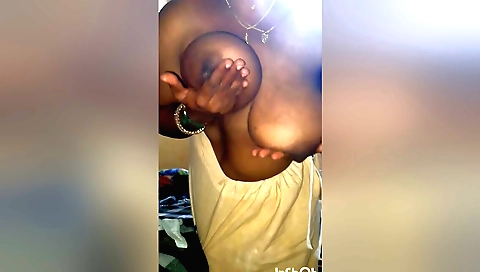 Indian woman with fat ass fucks her boyfriend on the bed