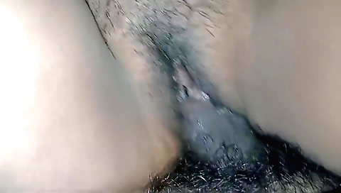 Indian girlfriend 18+ with kinky hair fucks her friend