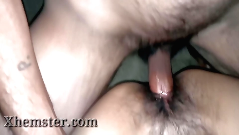 Indian girl gets fucked hard and wet in a big cummple video