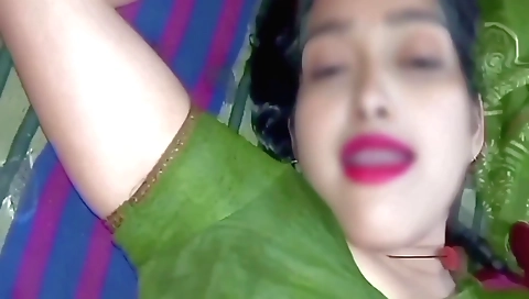 Indian bhabhi gets fucked while her husband is away in the office