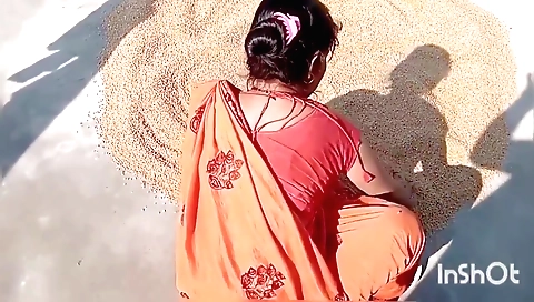 Blonde gets fucked in amateur video with a hot blonde