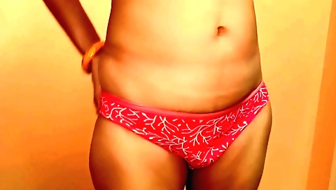 Indian stepbrother and his sweet babe fuck in the yard