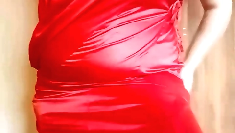 Indian slut with big booty has her body on the webcam