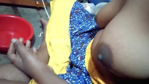 Indian girl in lingerie shows off her body on a bedroom video