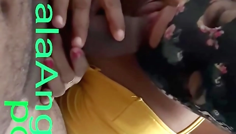 Indian babe with a nice body enjoys a deepthroat and blowjob