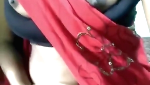 Sweet indian teacher in beautiful body in a solo video