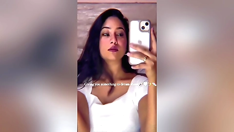 Solo brunette girl seduces roommate and cum in bed