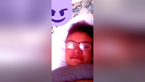 Indian mature shows off her sexy ass in a homemade video