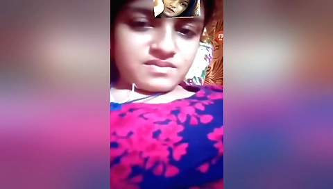 Gorgeous brunette chick giving a blowjob and a handjob