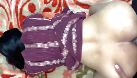 Indian brunette with hairy pussy gets fucked in her pussy