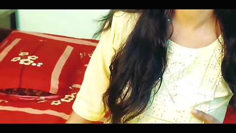 Amateur brunette milf in sexy outfit is playing with her tits