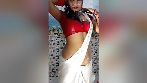 Indian girl gets her ass and pussy fucked in shower