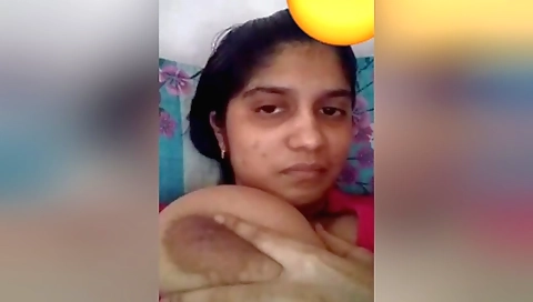 Indian slut shows her boobs on webcam in amateur video
