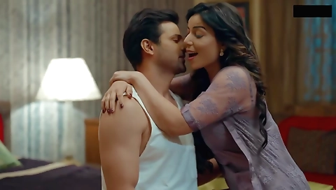 Indian hottie has big boobs and a great ass in a porn video