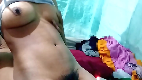 Amateur pussy video with webcam and amateur pussygie