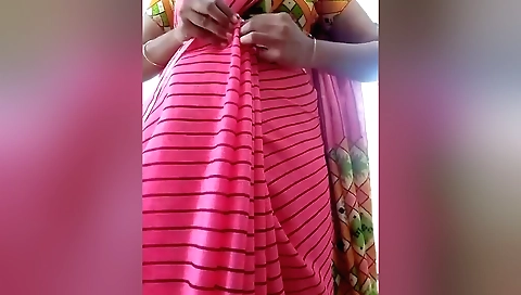 Hardcore amateur solo female video с сарая strip show