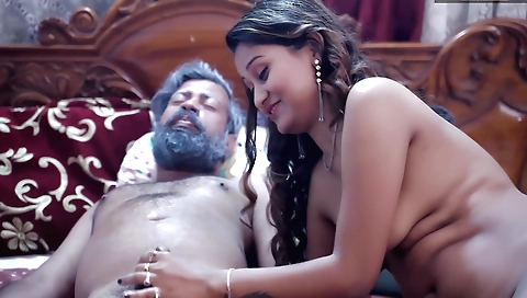 Indian babe with a big ass is having a fun with her hubby