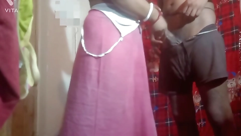 Indian handjob with a big booty in front of the camera