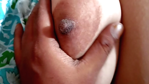 Indian auntiji gets double penetration in her pussy