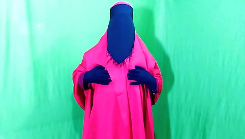 Indian housewife talks dirty with stepfather-in-law