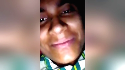 Indian girl with a hot body seduced a bangladeshian Saudi