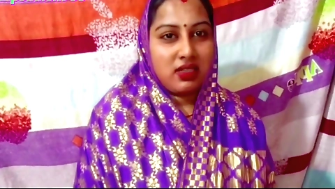 Amateur brunette stepmom doing it with a hot stepson