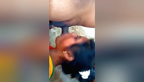 Indian wife gets fucked by her lover in amateur video