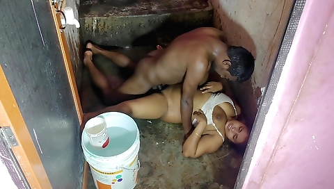 Amateur indian brunette video with hot sex in the village bathroom