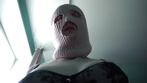 Indian babe touches her pussy and gets fucked on the bed