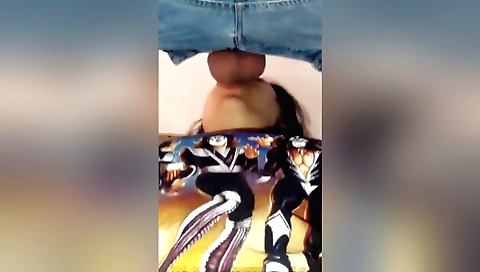 Brunette babe is fucked deep throated by a dude in amateur clip