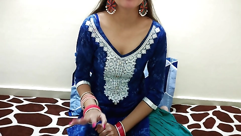 Indian babe shows her pussy while talking to the camera