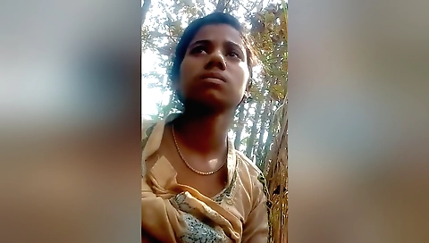 Today Exclusive- Super Hot Desi Village Girl Ridding Lover Dick