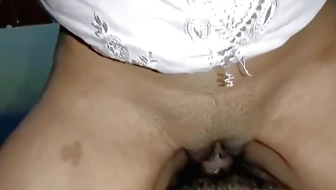 Indian girl with nice body shows how sexy and hot she is