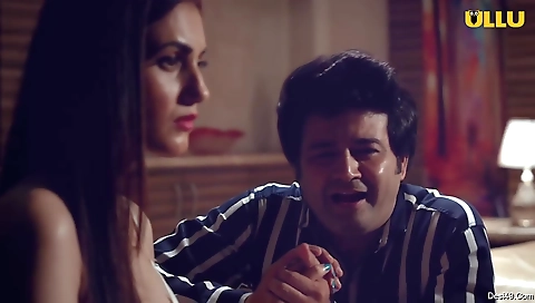 Brunette lady with a nice body gets her first public date