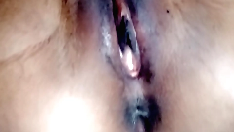 Indian solo video showing a girl's passion for sex