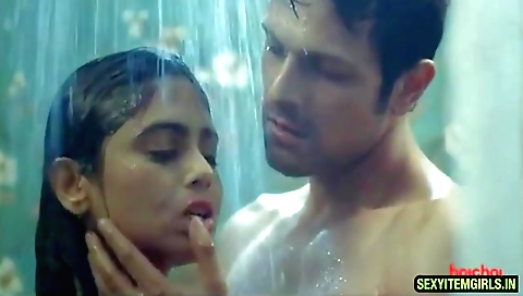 Hot brunette with a nice ass is in the shower and fucked