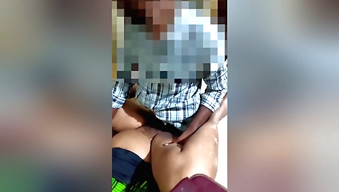 Indian babe with a nice face and hair is doing a lot