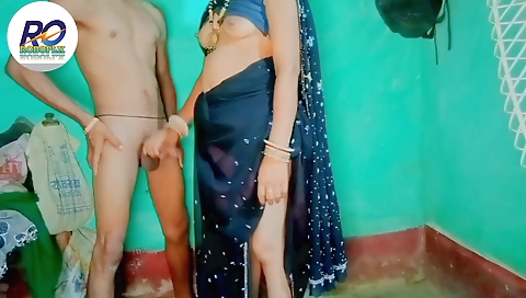 Brunette indian handjob video with big bhabhi in black saree