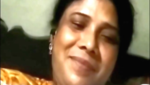 Stunning brunette shows her hairy pussy in a solo vid