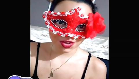 Hot brunette gets off a dildo and enjoy a hardcore sex